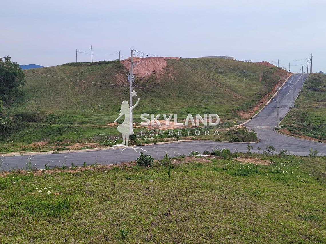 TR230958 Terreno Monte Verde 4