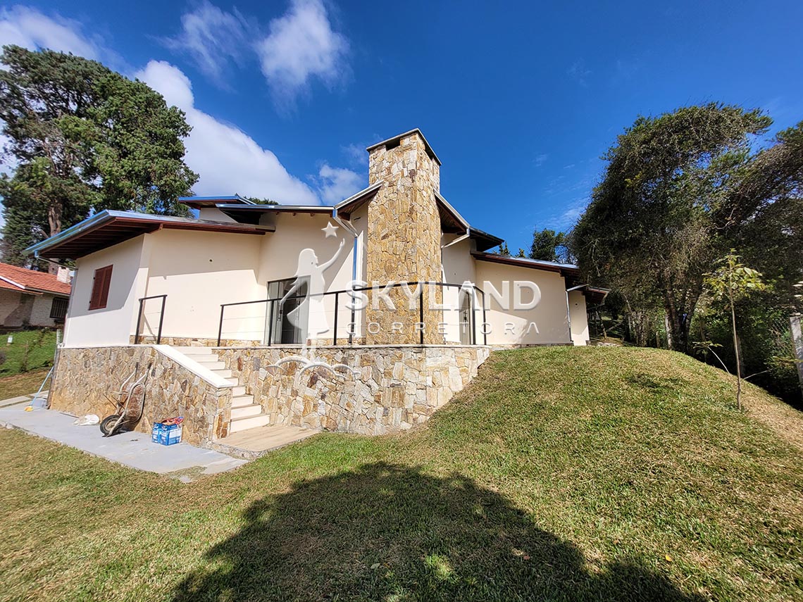 Casa à Venda