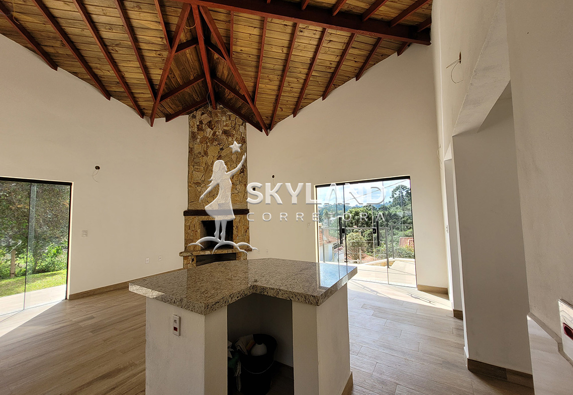 Casa à Venda