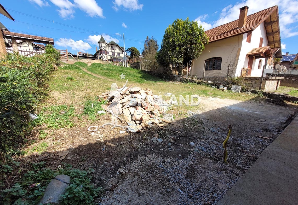 Terreno à Venda