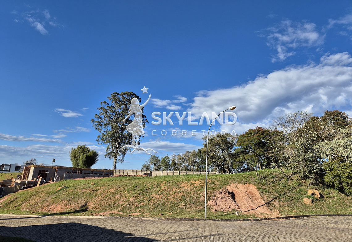 Terreno à Venda